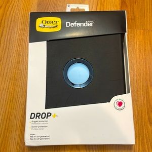 New Otterbox defender case for IPad Air 4th & 5th generation